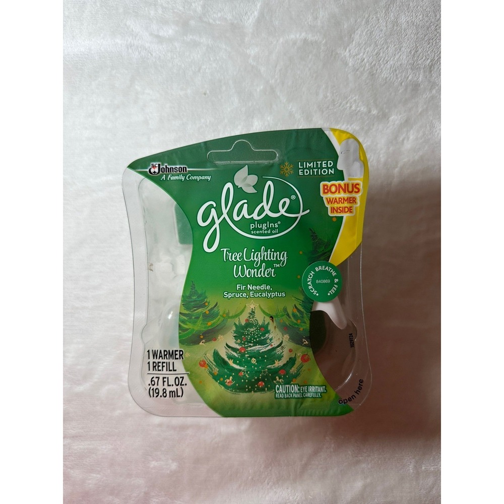 Glade Plug-In Limited Ed. Holiday Tree-Lighting Wonder scented Oils starter pack
